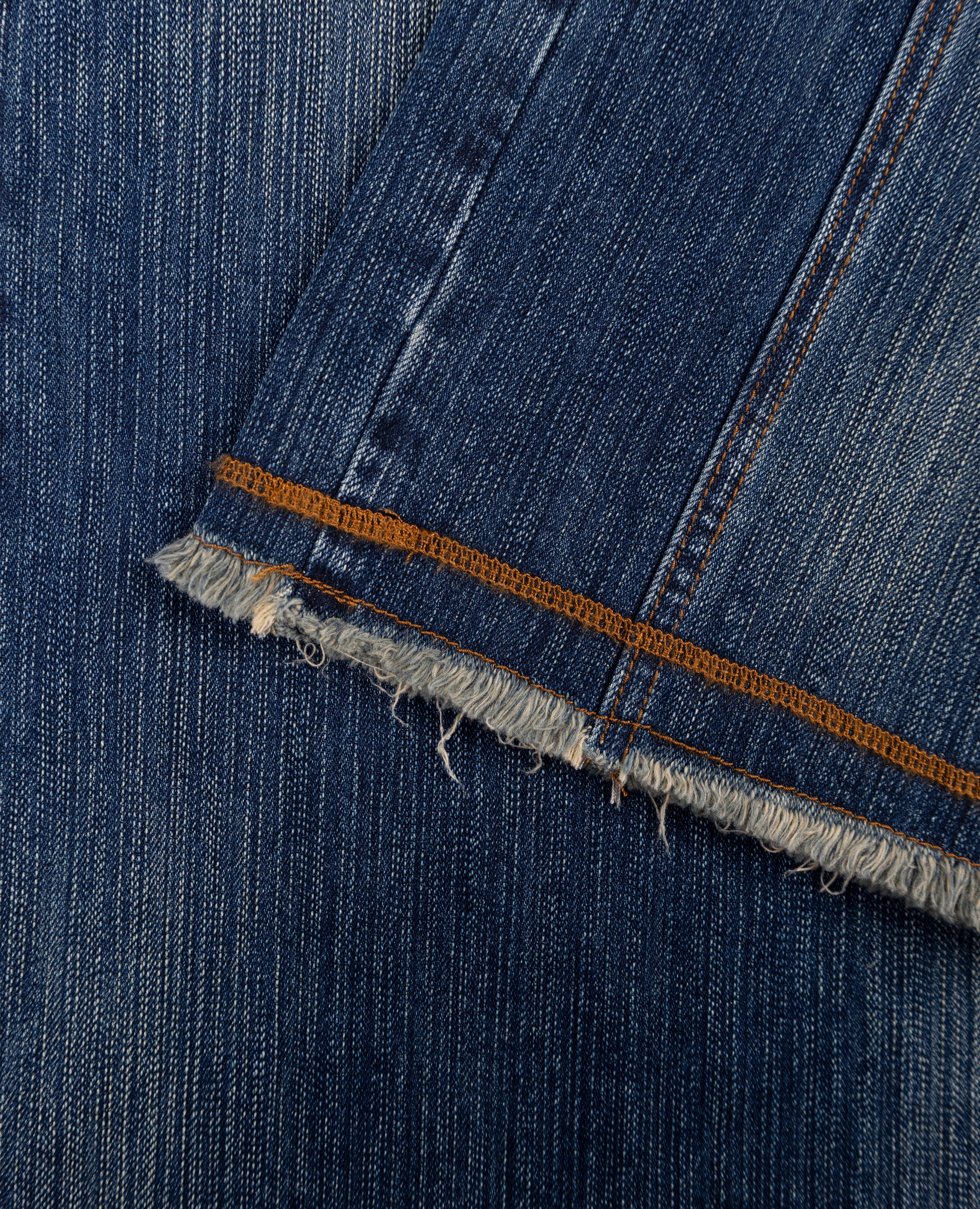 HUSSARD ULTRA-LOOSE FIT EVERYDAY DENIM