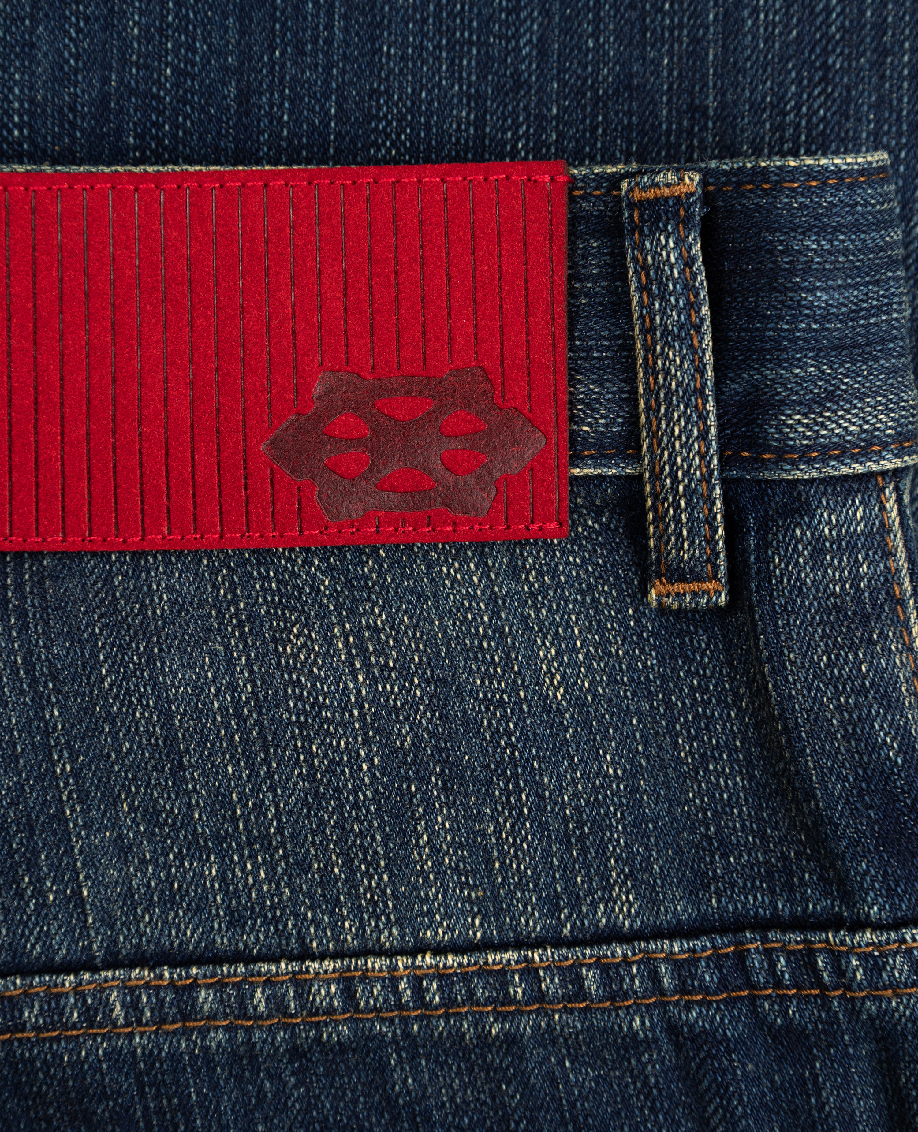 USED POCKETS STRAIGHT DENIM