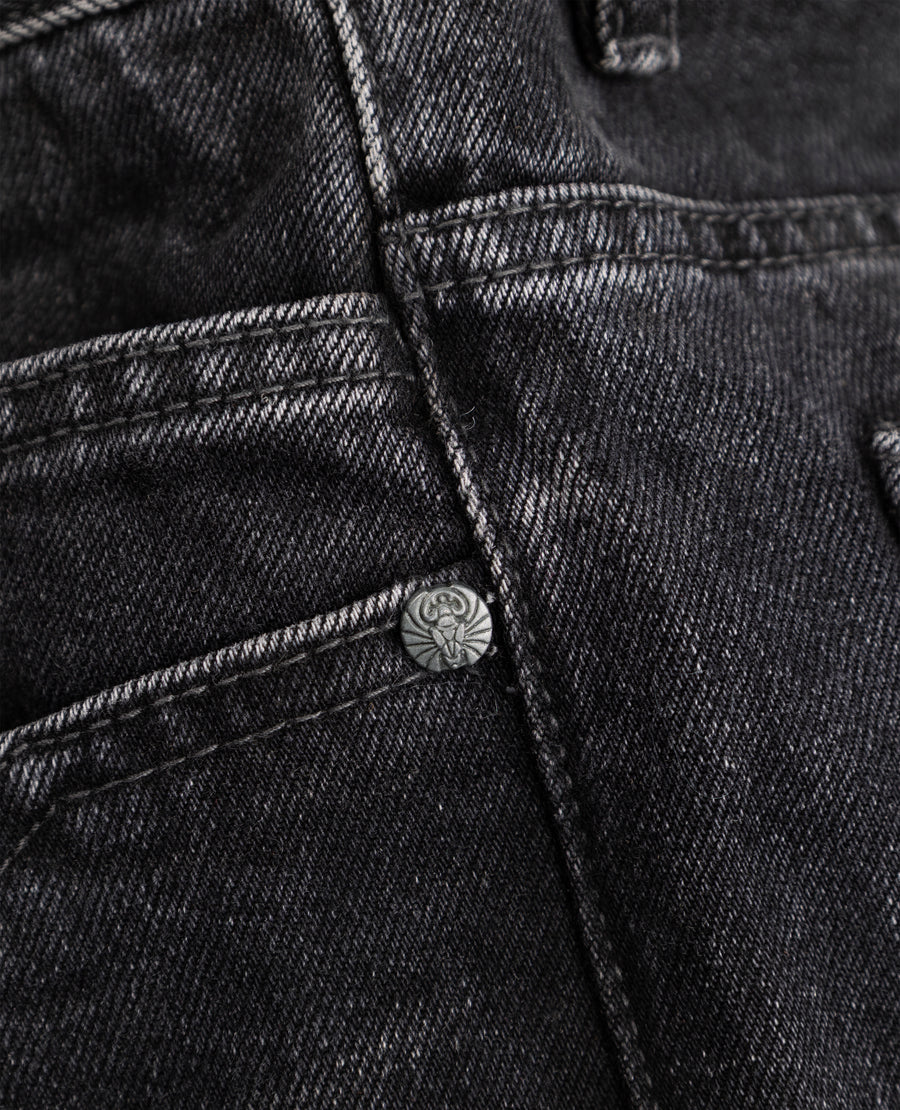 ULTRA-LOOSE FIT EVERYDAY DENIM