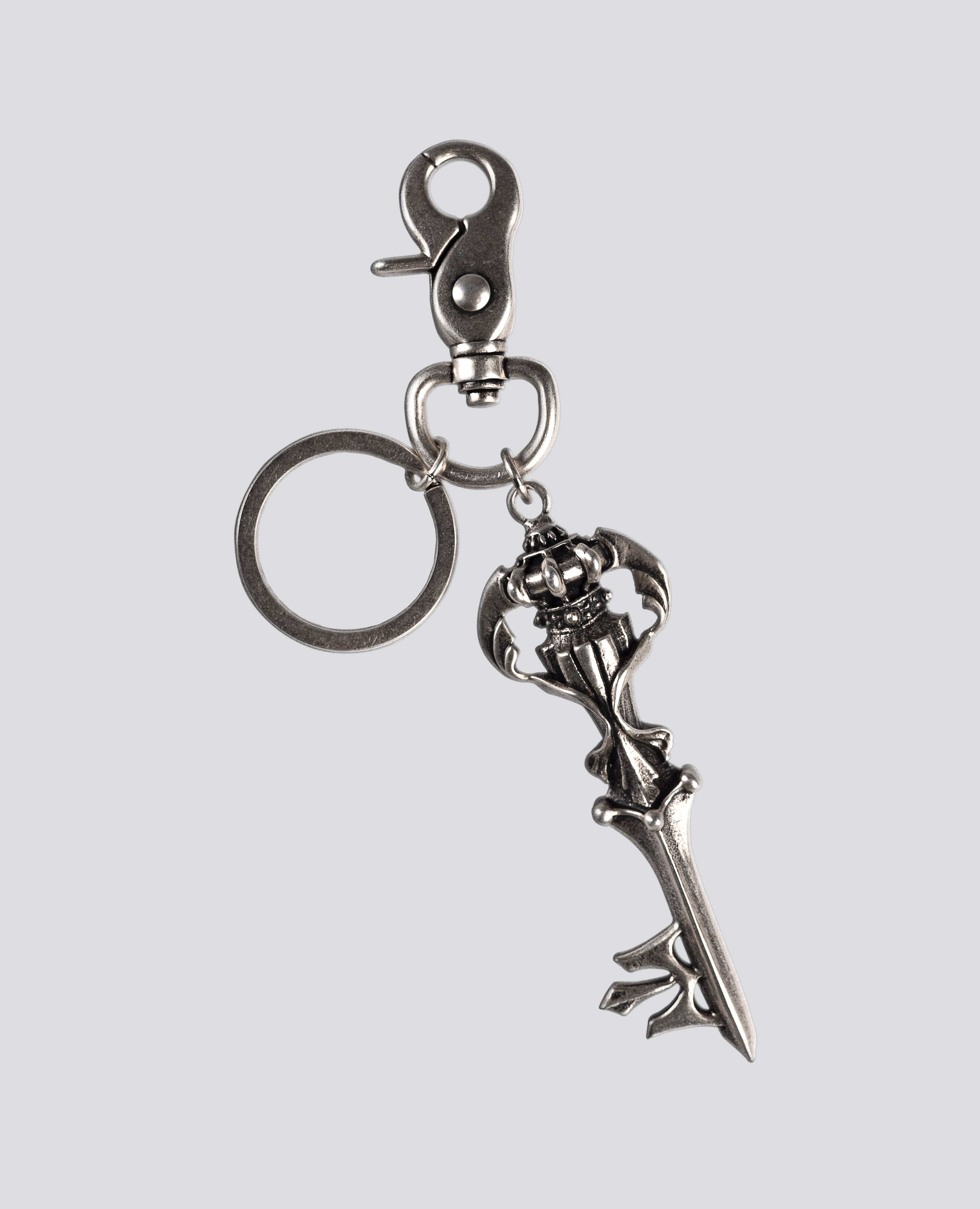ROYAL KEY KEYCHAIN
