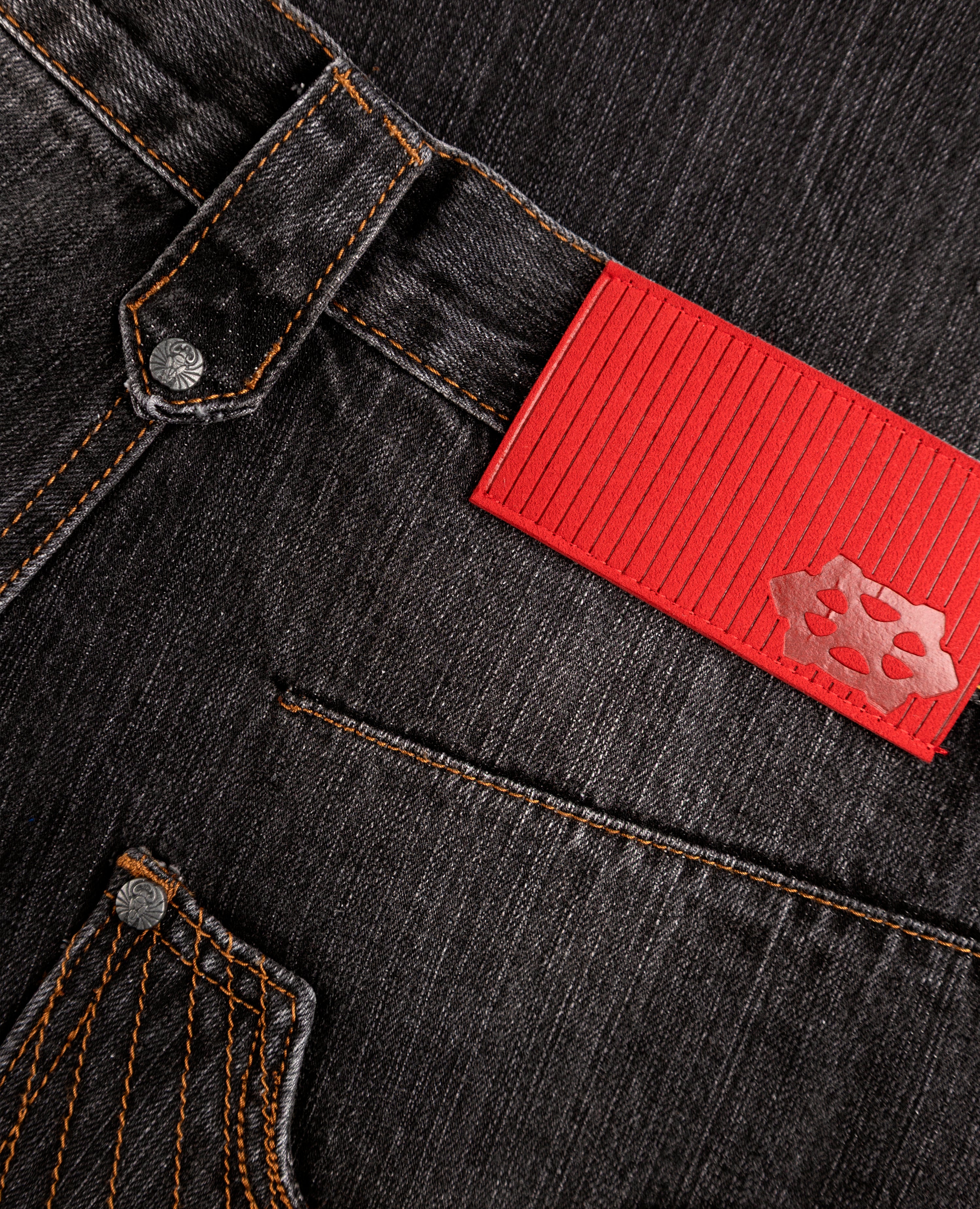 BLACK BEAM ULTRA-LOOSE FIT DENIM