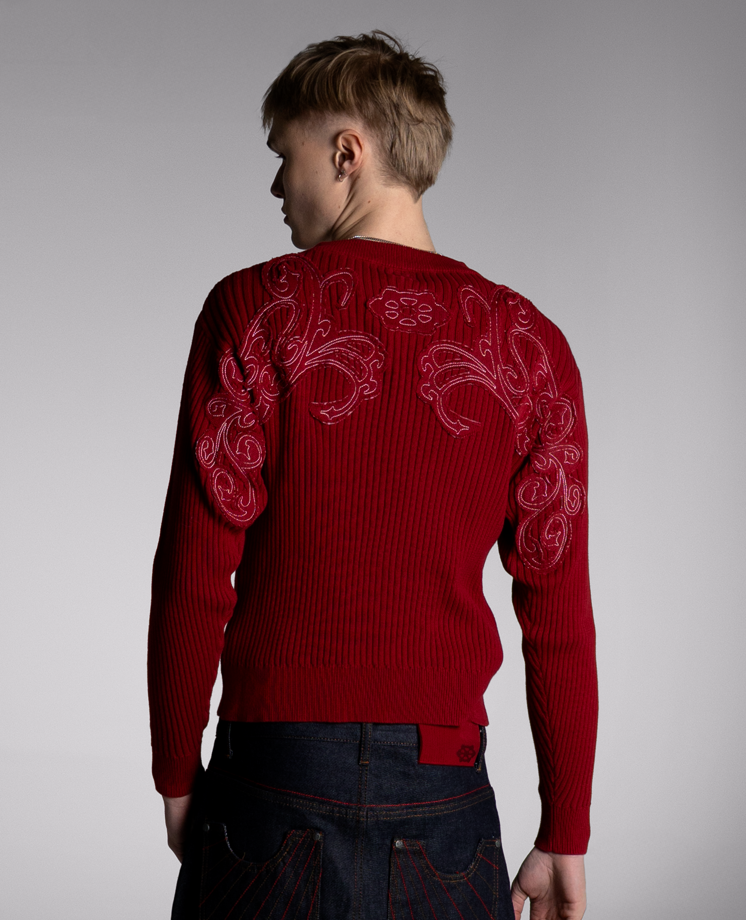 RED OPENING KNIT