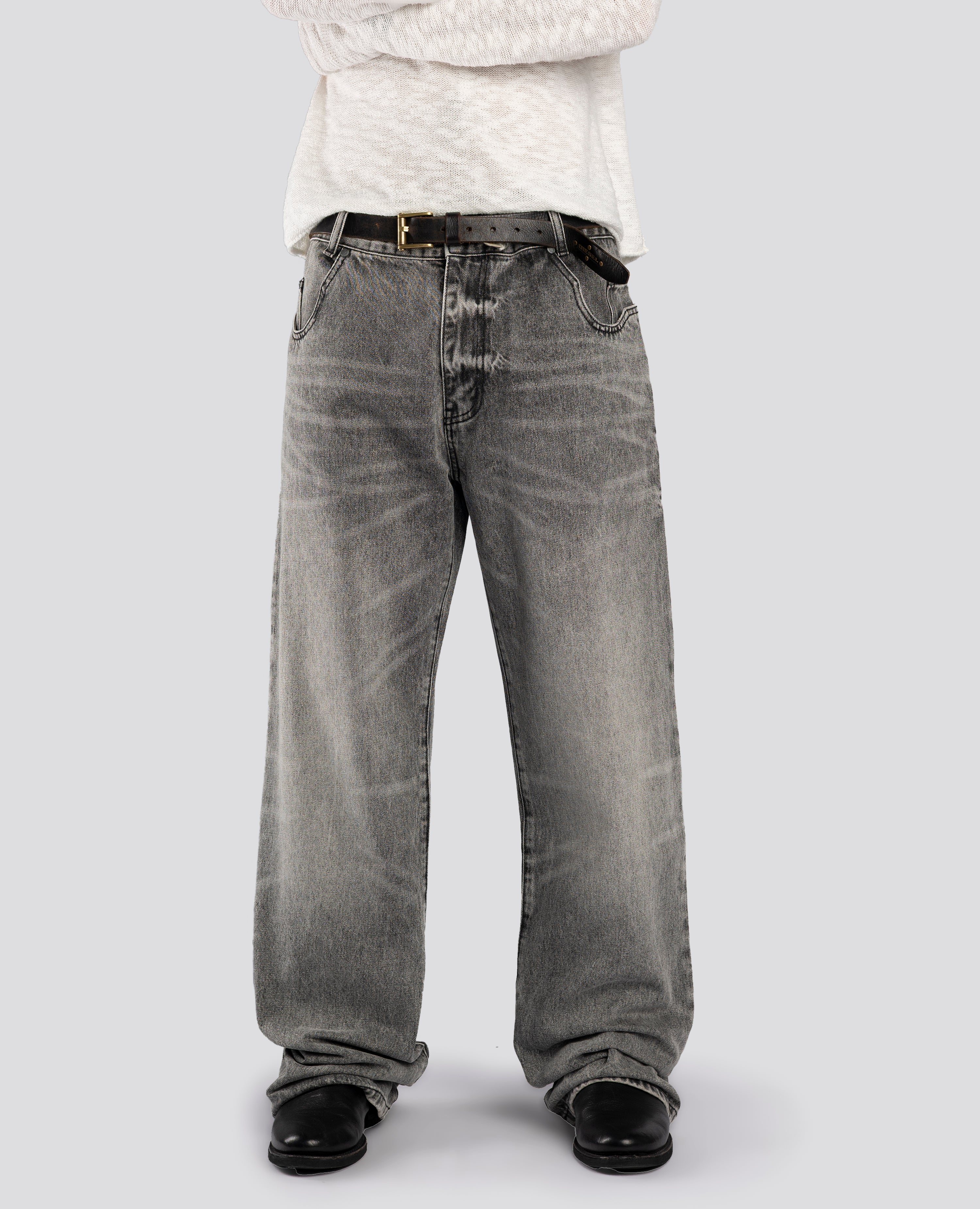 STRAIGHT EVERYDAY DENIM